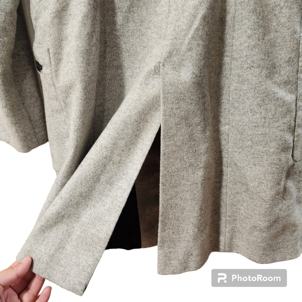 Zara Basic Large Grey Wool Jacket - image 4